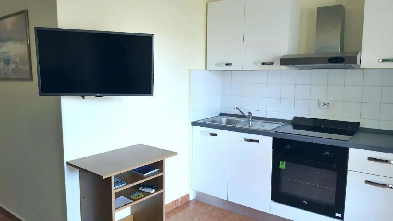 Apartments Magdalena As22 罗维尼 招待所